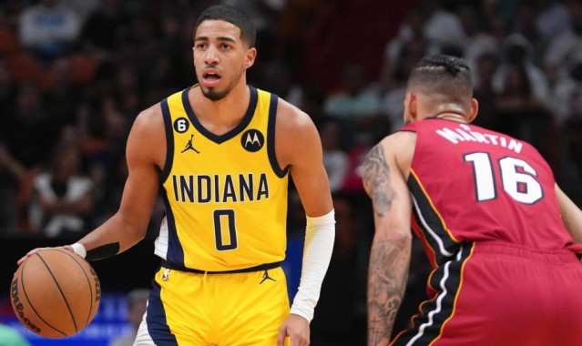  哈利伯顿助攻王步行者轻取黄蜂