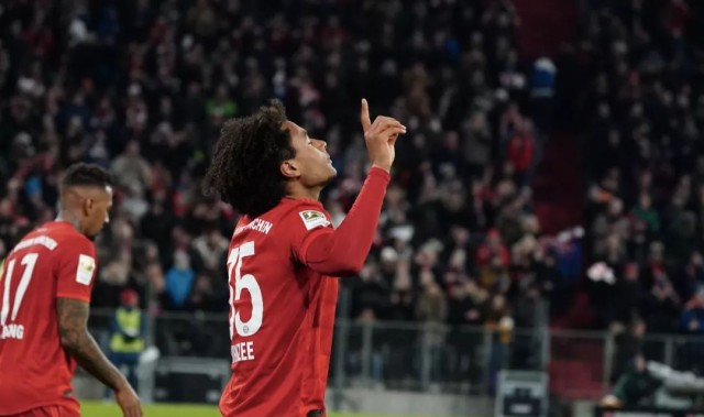  德甲半程盘点拜仁优势缩水仅领先五分  