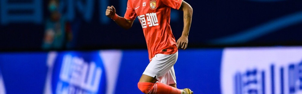  尼姆前锋状态火热，连续破门领跑射手榜前列