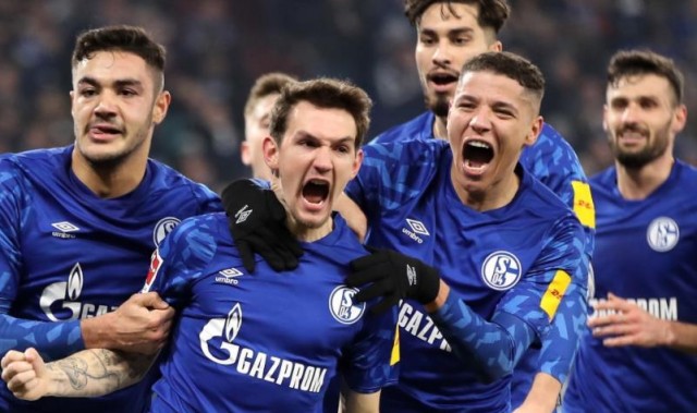  沙尔克04财政危机影响引援计划  