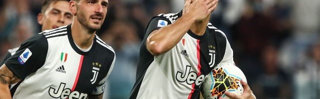  意甲传奇退役，布冯含泪告别绿茵场  