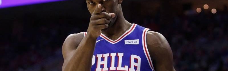  斯科蒂-巴恩斯30+10猛龙屠狼  