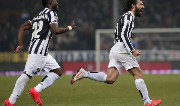  法兰克福定位球战术显威，头球攻门助力球队取胜