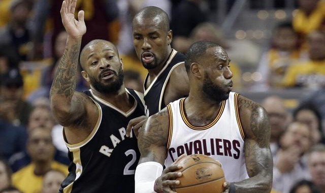  莫布利24+10骑士大胜猛龙  