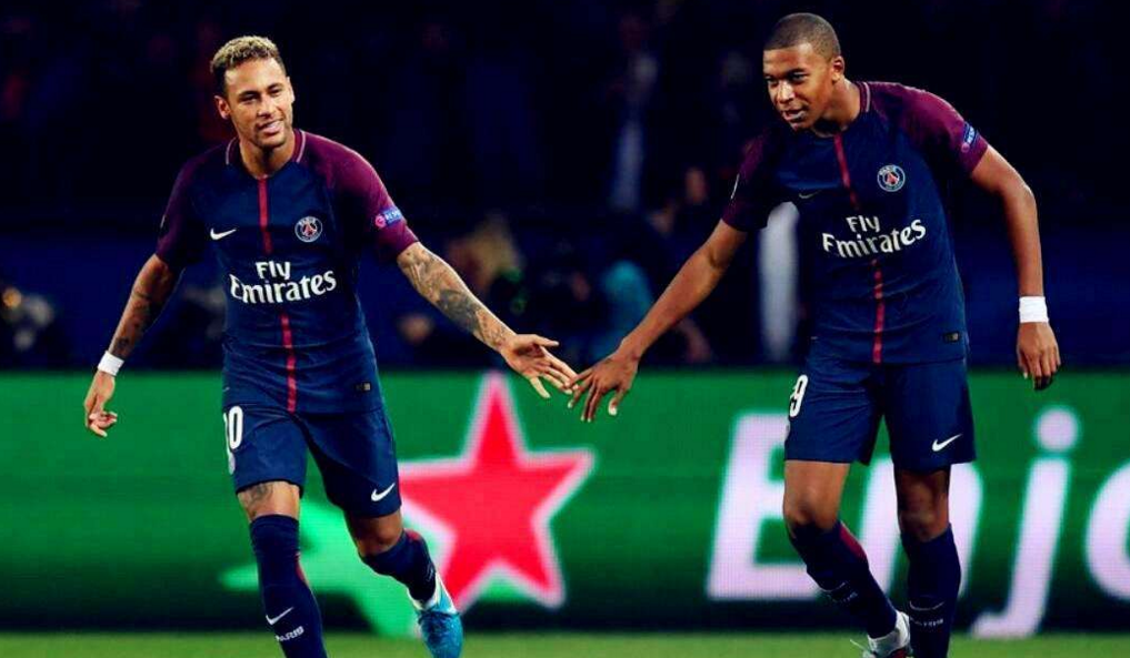  法甲揭幕战巴黎狂轰四球，梅西献助攻帽子戏法  